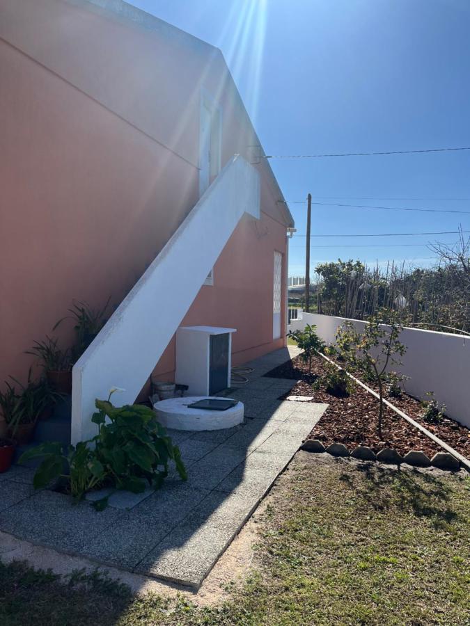 Moradia Alegre No Centro Da Vila Da Tocha. Exterior foto